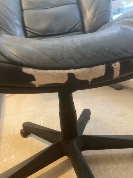 Photo of free Office/gamer chair reclining (Nether Edge S7) #2