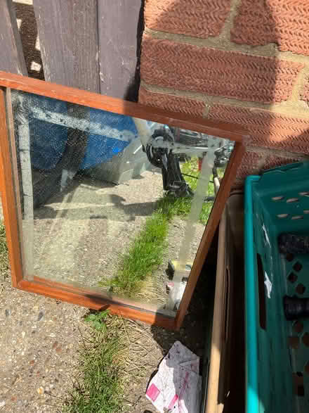 Photo of free Mirror and canvas (Ipswich IP2) #1