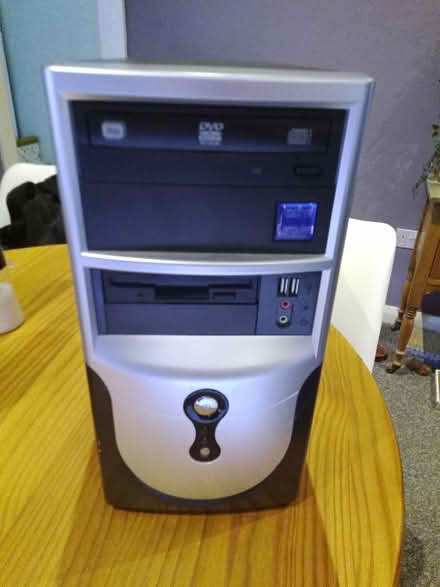 Photo of free Windows 10 Desktop Computer i5 (Walton on the Hill L4) #1