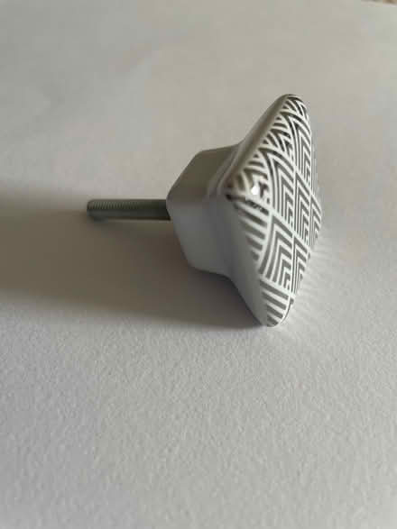 Photo of free Door or cupboard knob (Tonbridge TN10) #2
