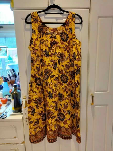 Photo of free Women's 3X dresses (Davisville) #2