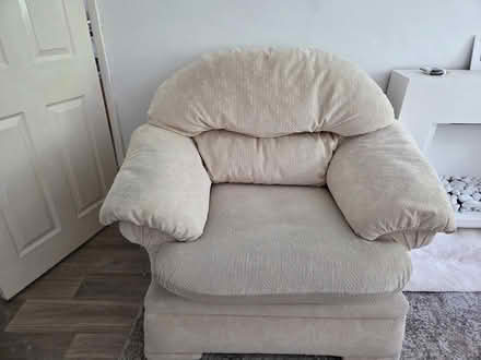Photo of free Sofa & Armchair (Silkmore ST17) #1