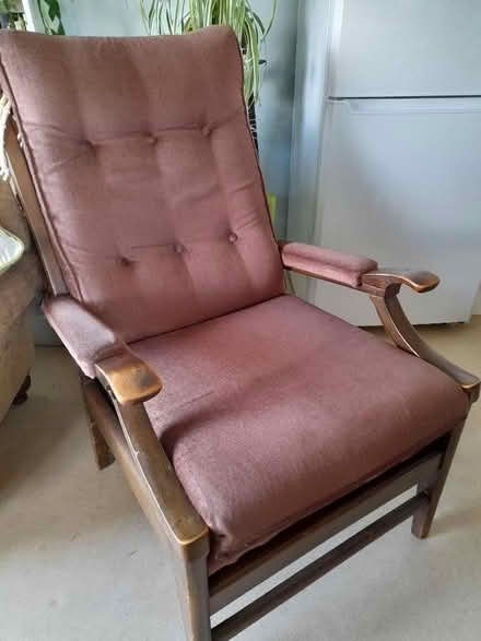 Photo of free Traditional style armchair (BT30) #1