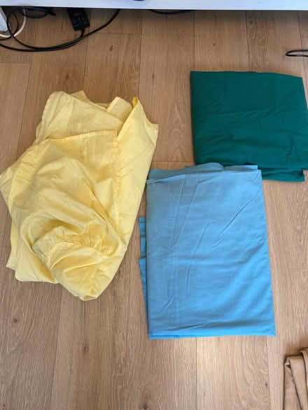 Photo of free Bedding (Carpenders park WD19) #1