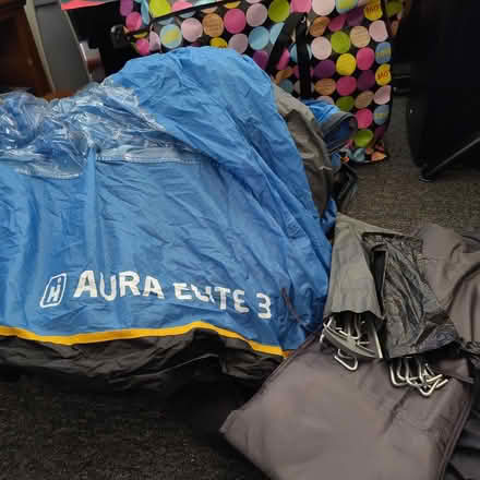 Photo of free 3 Man Tent (New Town CO1) #1