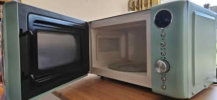 Photo of free Microwave (Hextable BR8) #3