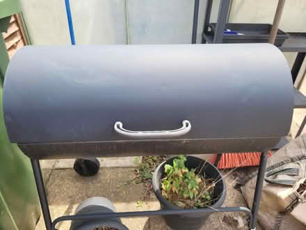 Photo of free Barrel charcoal barbecue (IP5) #3
