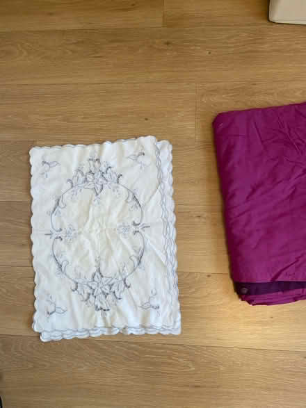 Photo of free Bedding (Carpenders park WD19) #3