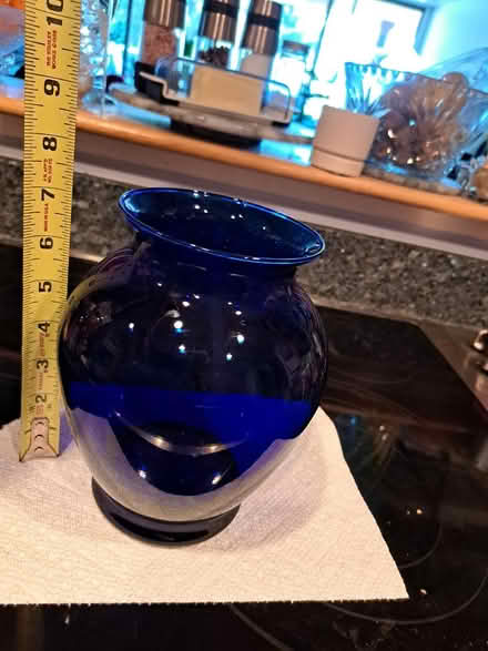 Photo of free Blue Bubble Vase (94002 Continentals/Ralston) #1