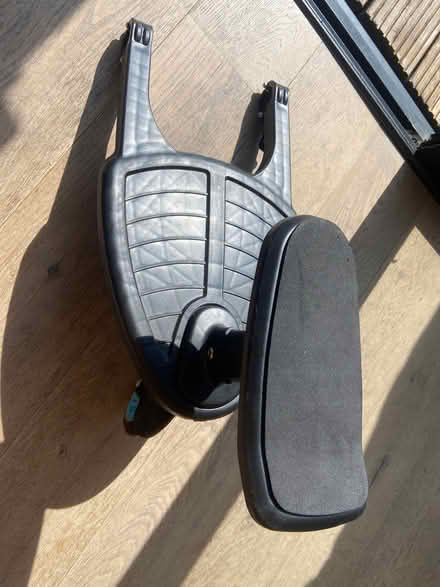 Photo of free Buggy board (Barnes SW15) #2