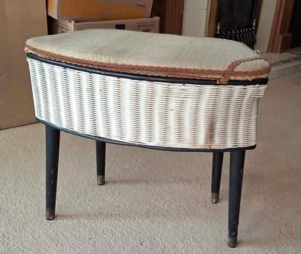 Photo of free Vintage sewing box (B42) #1
