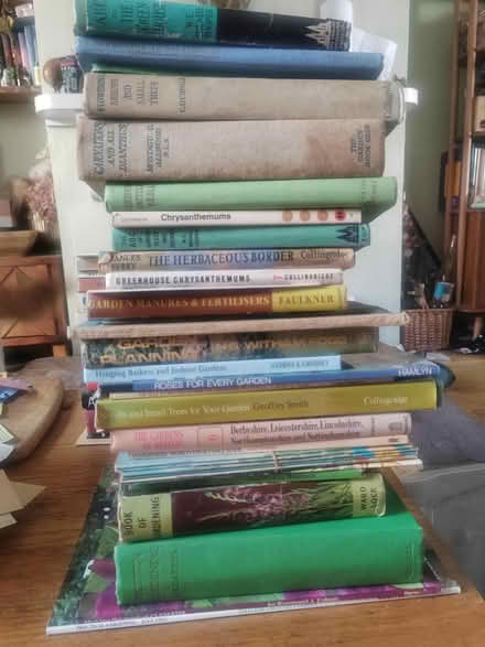 Photo of free Approx 40 gardening books (Whittlesey) #1