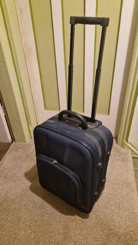 Photo of free Suitcase (Sundorne SY1) #3