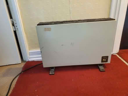 Photo of free Electric convection heater (Malvern Wells WR14) #1