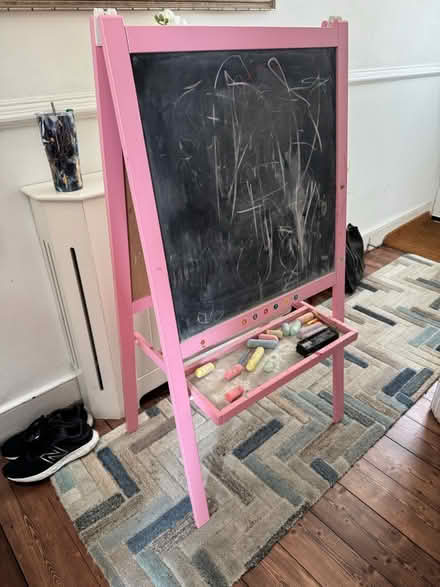 Photo of free Children’s chalk & white board (SE4) #1