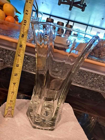 Photo of free Tulip Shaped Vase (94002 Continentals/Ralston) #1