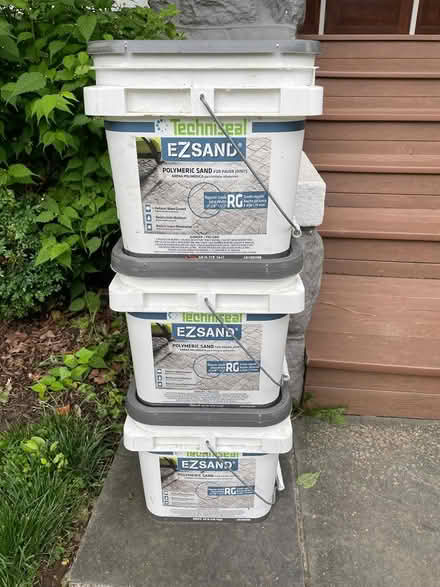Photo of free EZ Sand (Friendship Heights, D.C.) #2