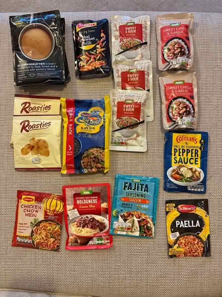 Photo of free Packet sauces / Sauce mixes (BL1 (Crompton way)) #1