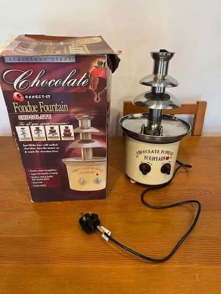 Photo of free Chocolate fondue set (Lambridge) #1