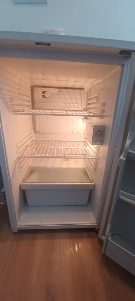 Photo of free Old (Vintage!) Fridge, good working order (Dyke Road area BN1) #4