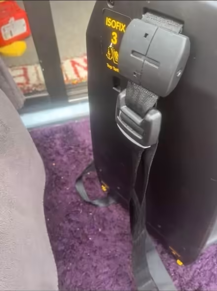 Photo of free Maxi cosy car seat (Cross houses) #3