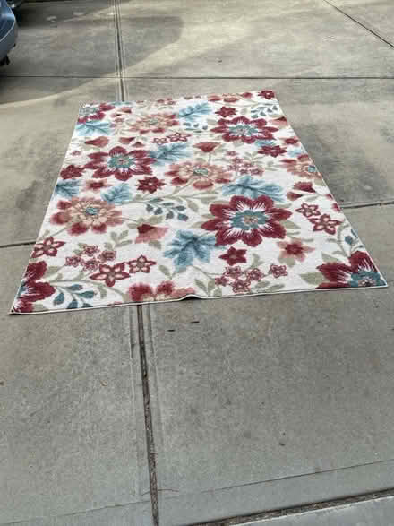 Photo of free 10’x7’ rug near Fuquay (Fuquay Varina) #1