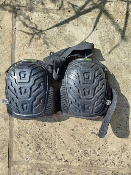 Photo of free Heavy duty knee pads (South Hitchin, SG4 9) #1
