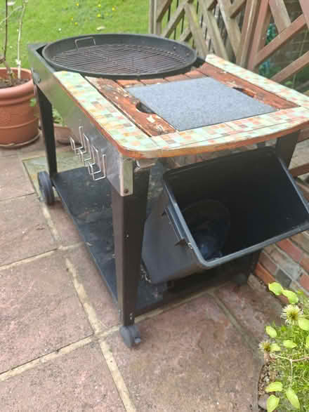 Photo of free 'Bondi' BBQ trolley (Kenley CR8) #1
