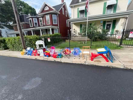 Photo of free Kids items (E 5th St, Waynesboro) #2