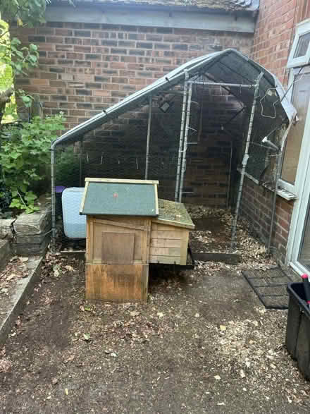 Photo of free Chicken coop (Prestwich M25) #1