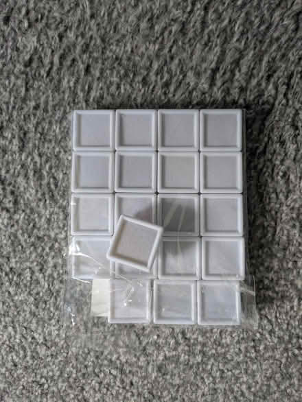 Photo of free 20x small plastic jewellery cases (Glasgow G44) #1