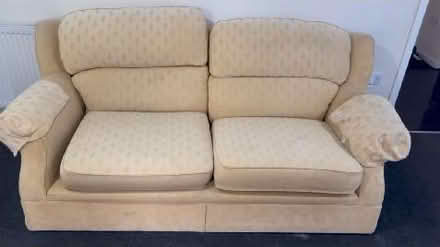 Photo of free 3 seater chair (Hamilton LE5) #1