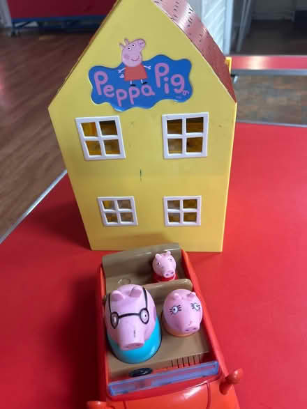Photo of free Loads of Peppa Pig (CH60) #4
