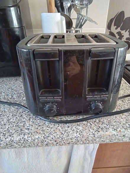 Photo of free 4 Slice Toaster (South End MK42) #1