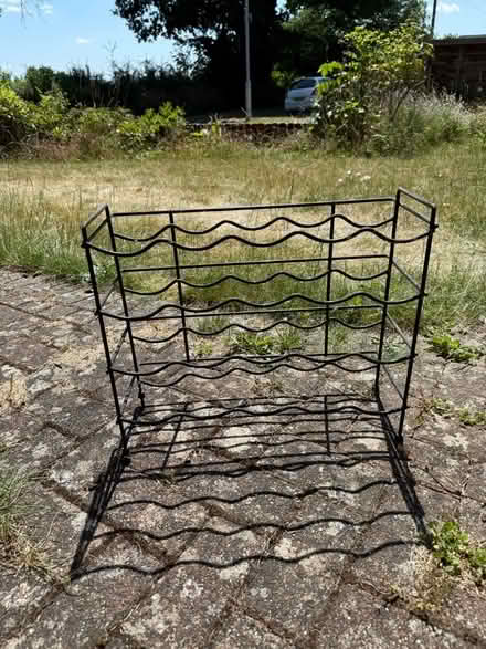Photo of free 20 bottle wire wine rack (Broxbourne EN10) #1