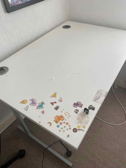 Photo of free Work desk (L19) #1