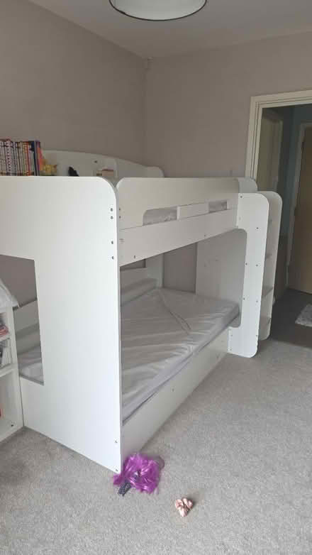 Photo of free Single bunk bed with mattresses (TW7) #1