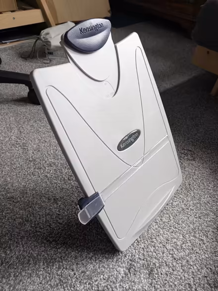 Photo of free A4 document holder (Glasgow G44) #1