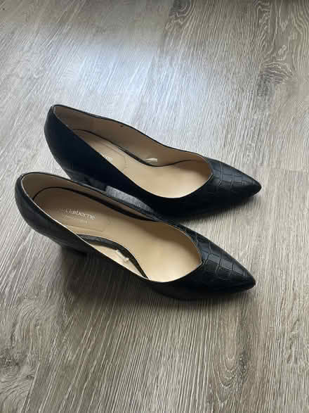 Photo of free 7.5 Womens Heels (Celebration Pointe) #3