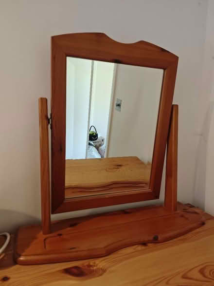 Photo of free Mirror for dressing table (Kenley CR8) #1