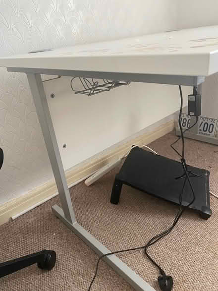 Photo of free Work desk (L19) #2