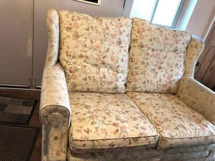Photo of free 2 seater settew (Liphook) #1