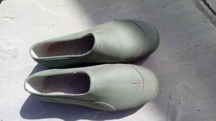 Photo of free Garden wellie shoes (Horsham, near Bennetts Field) #1