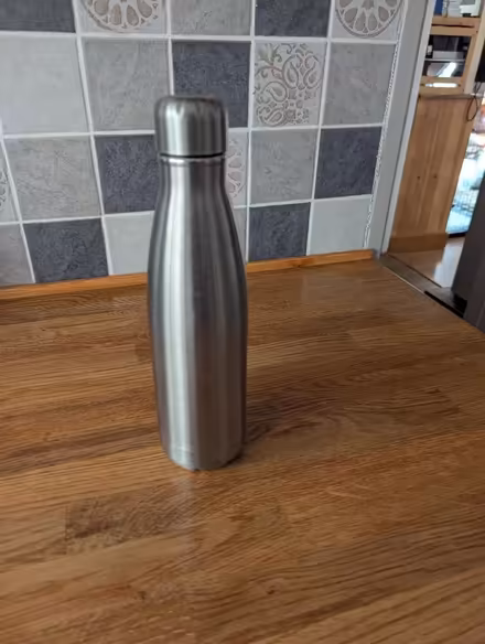 Photo of free An unused cold flask Aluminuim (Grangeway area NN10) #1