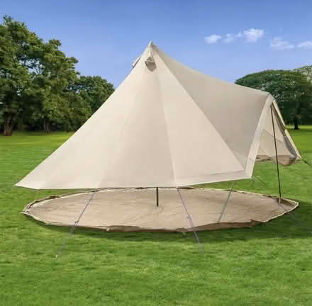 Photo of free Large Bell Tent (Northenden M22) #3