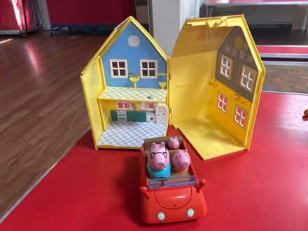 Photo of free Loads of Peppa Pig (CH60) #3