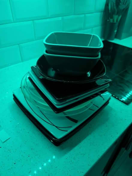 Photo of free Plates and bowls (DA16) #1