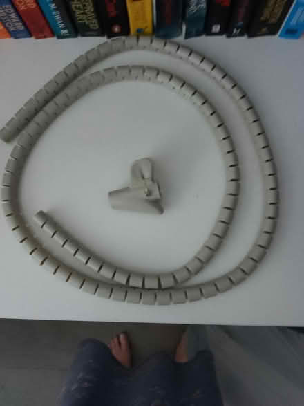 Photo of free Cable tidy with clip (Isleworth TW7 Near Rugby Gd) #1