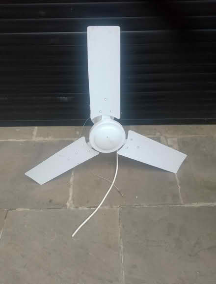 Photo of free Commercial kitchen fan (york) #2