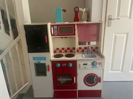 Photo of free Wooden play kitchen (Tilekiln TN38) #1
